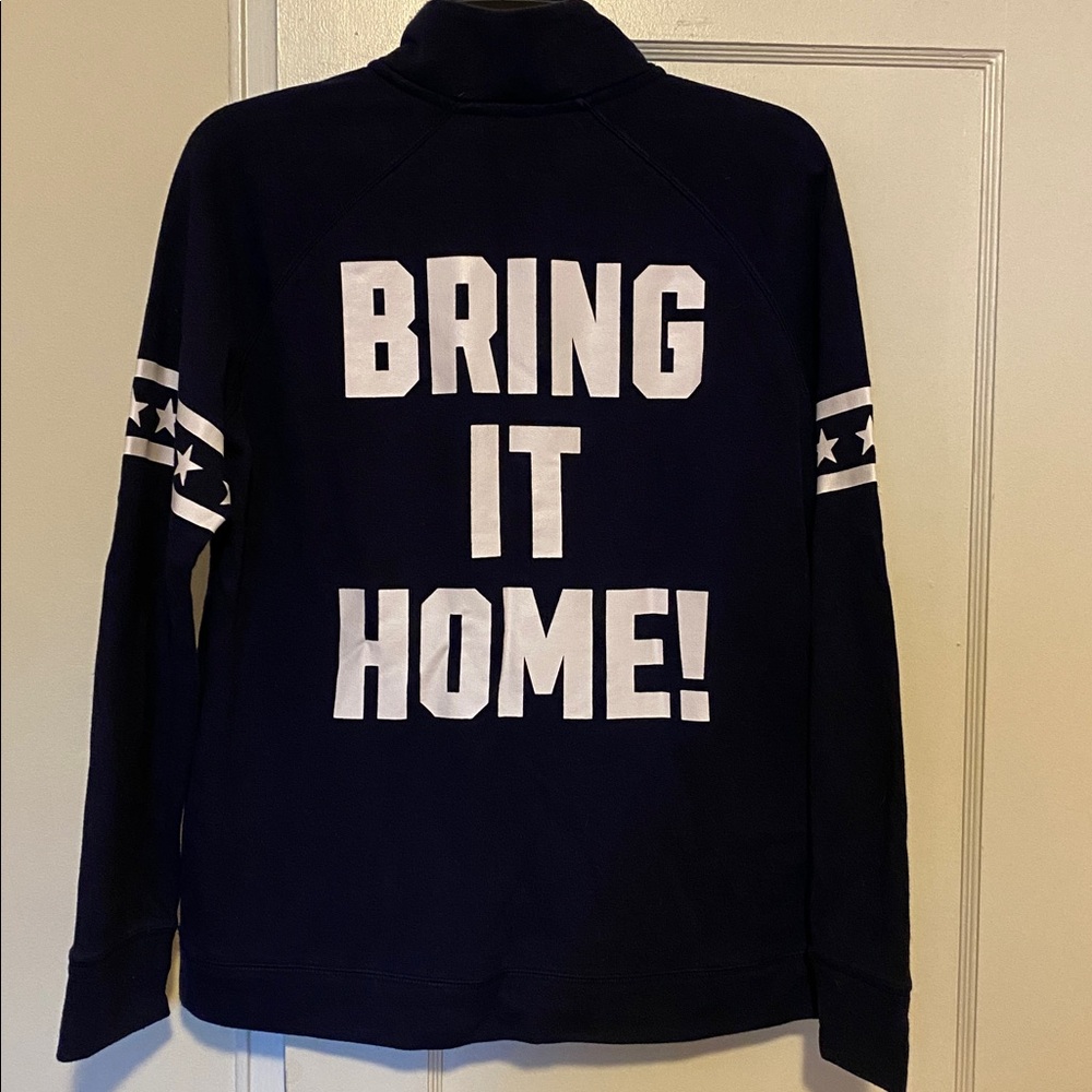 Yankees VS Pink crewneck half zip size medium “Bring it Home”